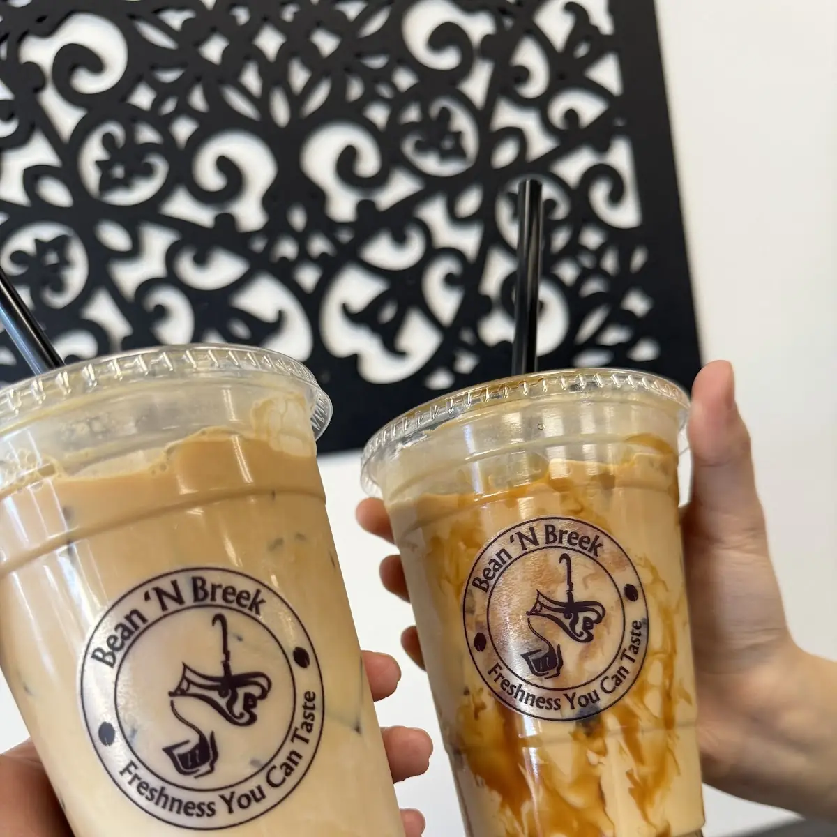 Caramel Ice Latte w Oat Milk