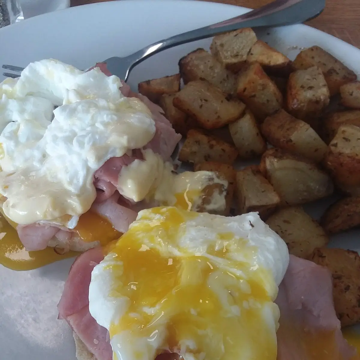 Eggs Benedict