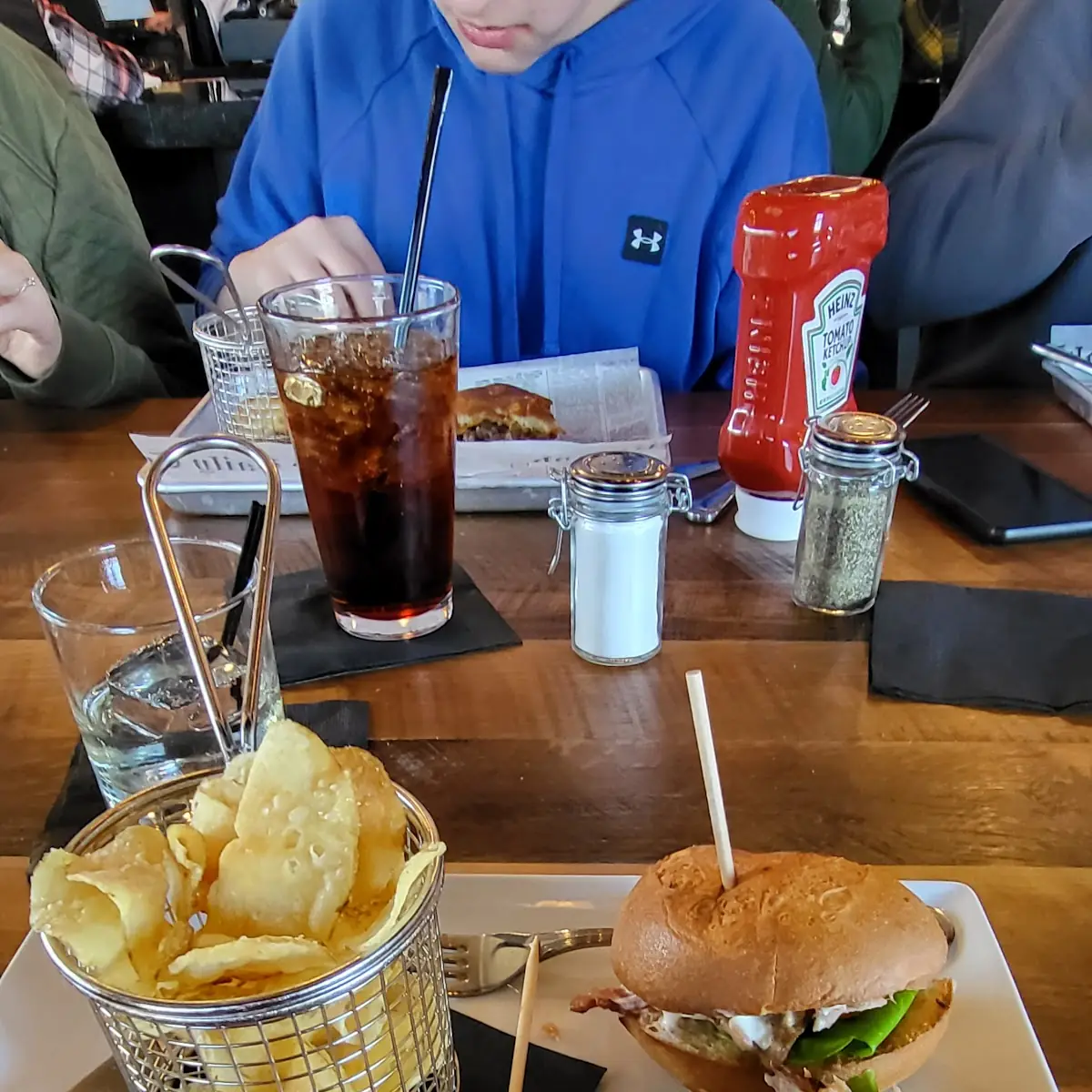 Salmon blt and Chips Gluten Free Bun