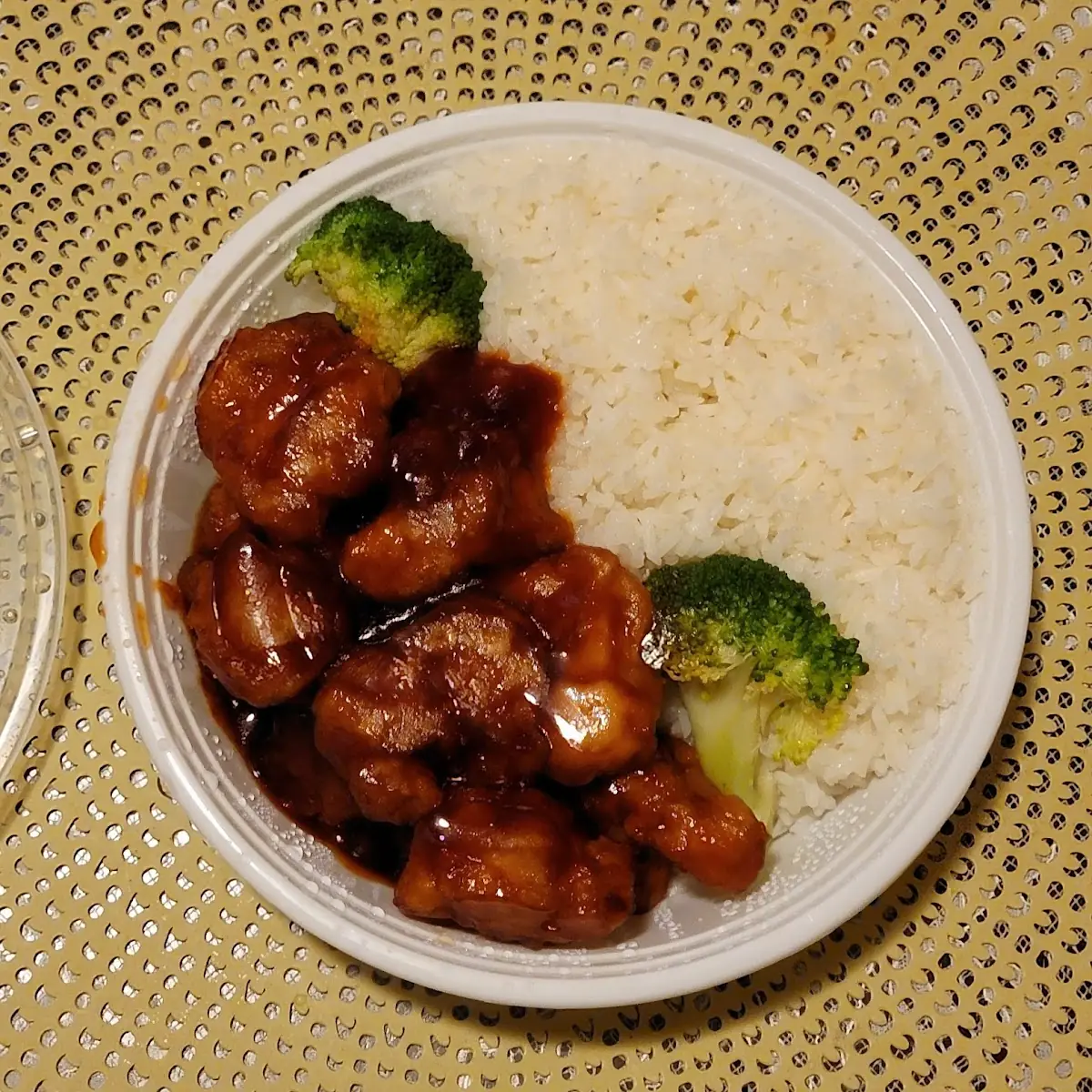 White Rice with General TSO's Chicken and Broccoli