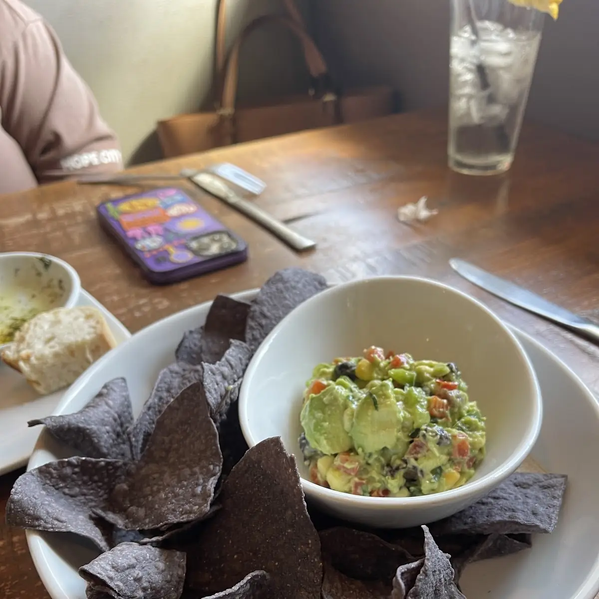 White Corn Guacamole Chips