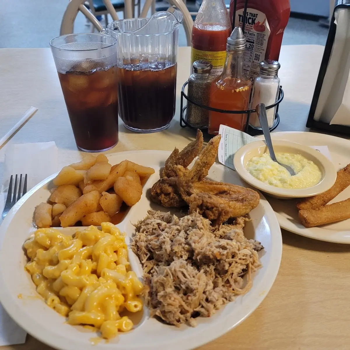 BBQ with Fried Chicken Wings