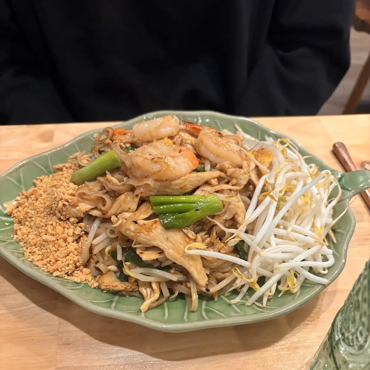 L Pad Thai