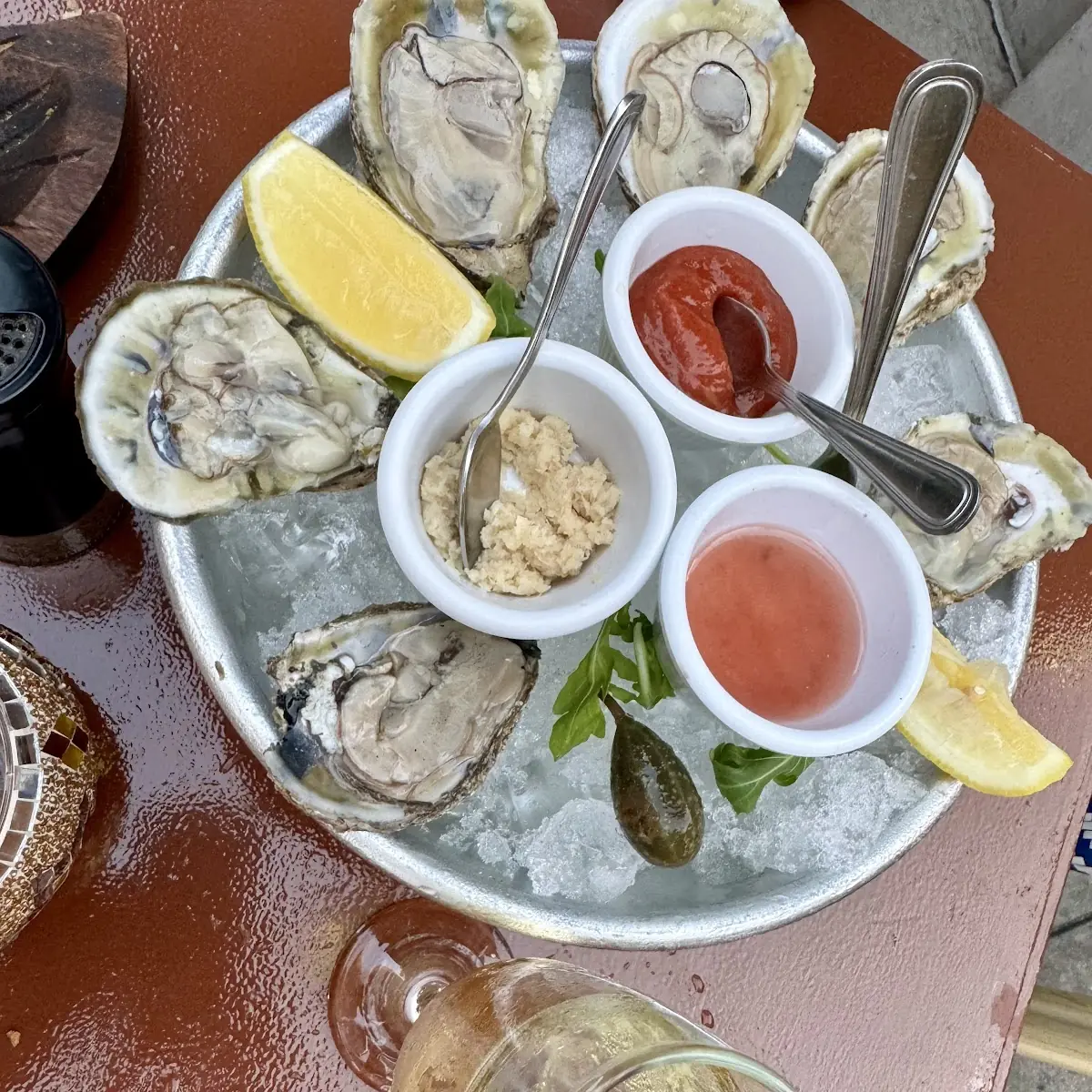 Fresh Raw Oysters with Mignonette and Lemon