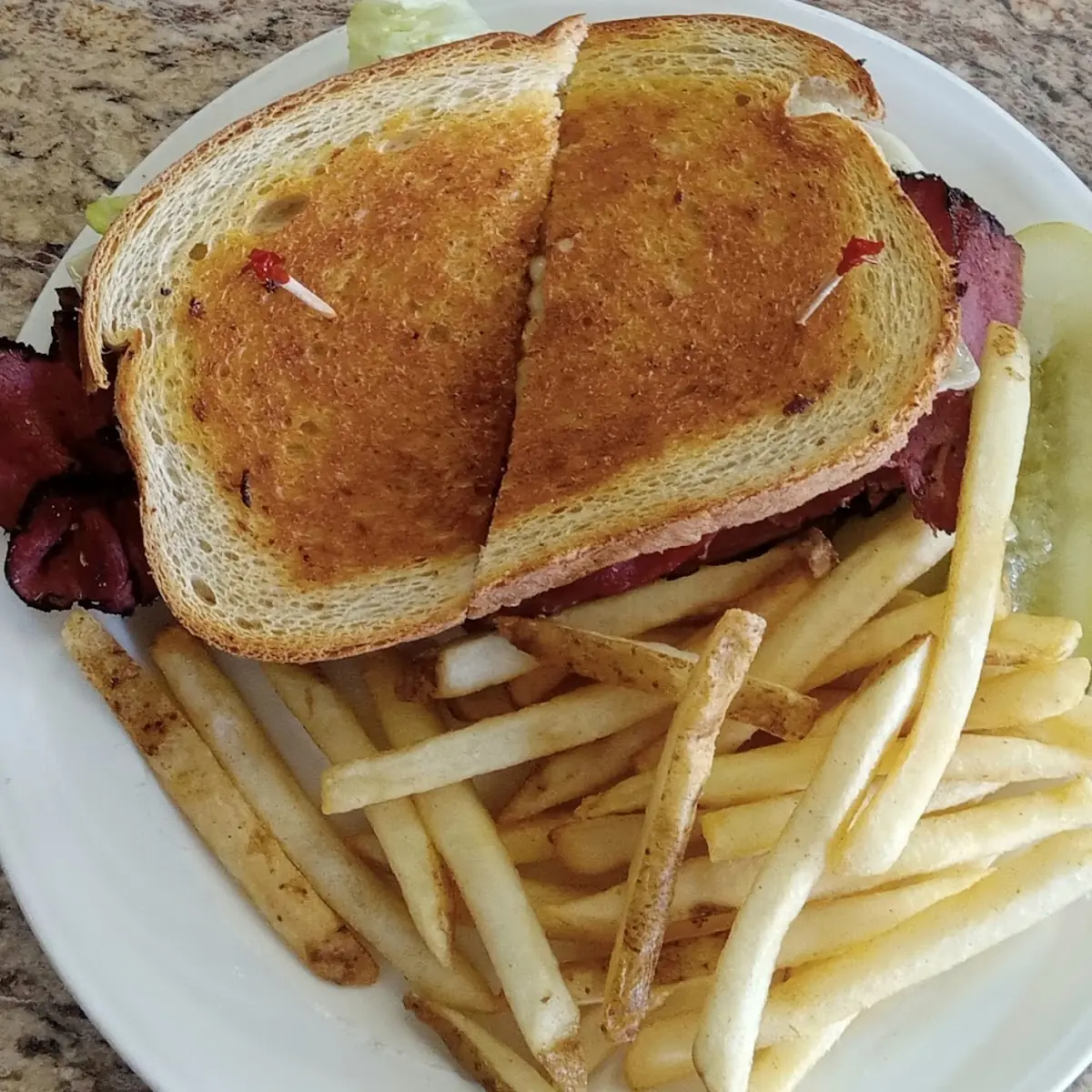 Reuben on Rye w FF