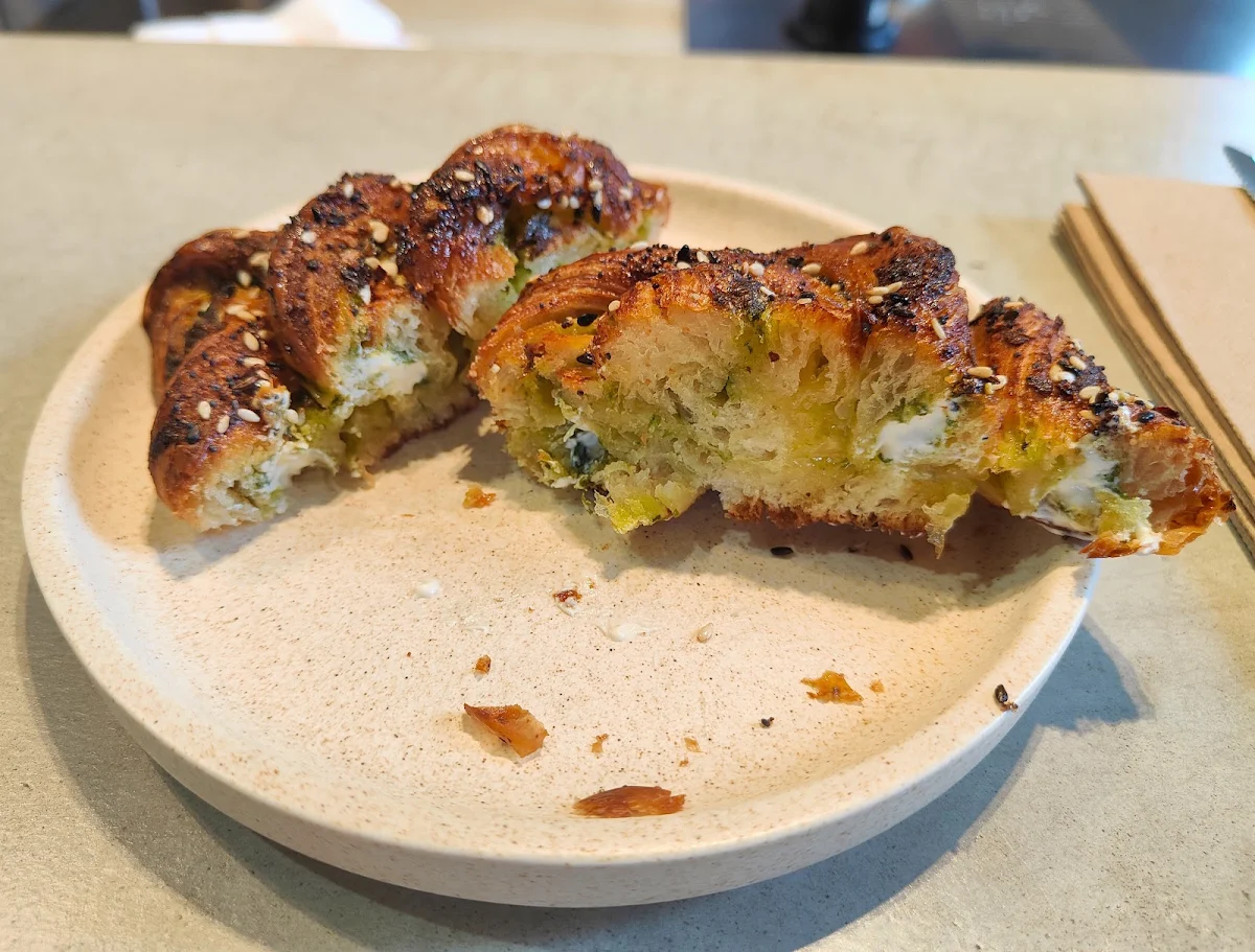 Everything Croissant, Lune Croissanterie Fitzroy