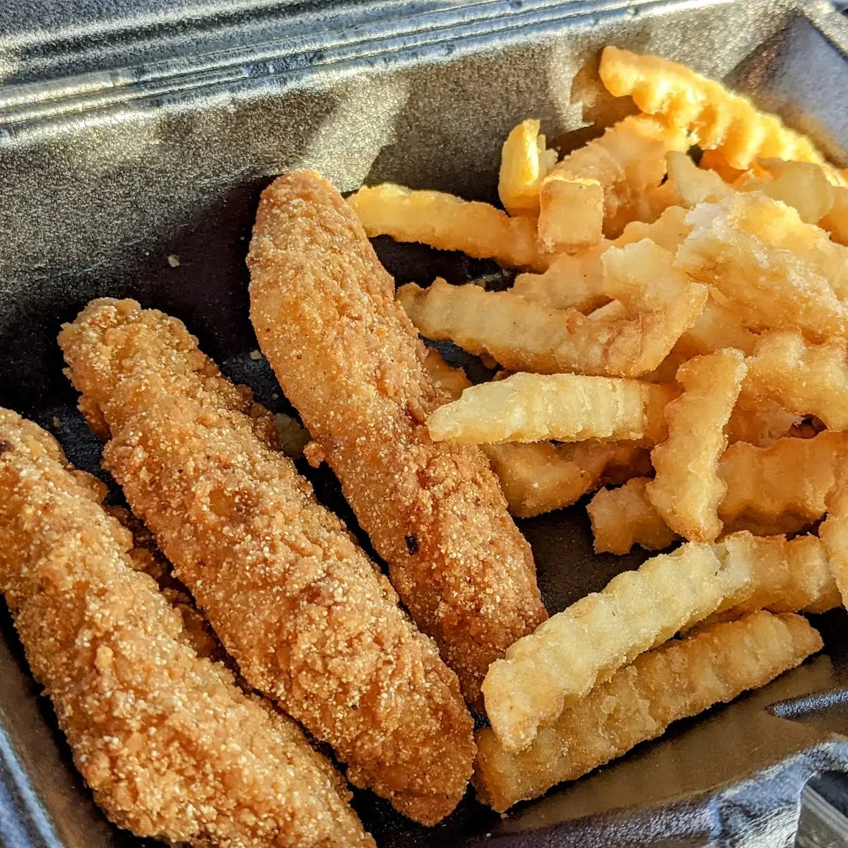 Hush Puppy Breaded Fish Strip Basket