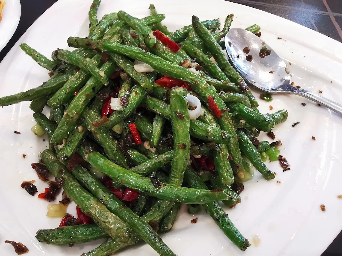 Spicy Pig's Feet in Dry Pot