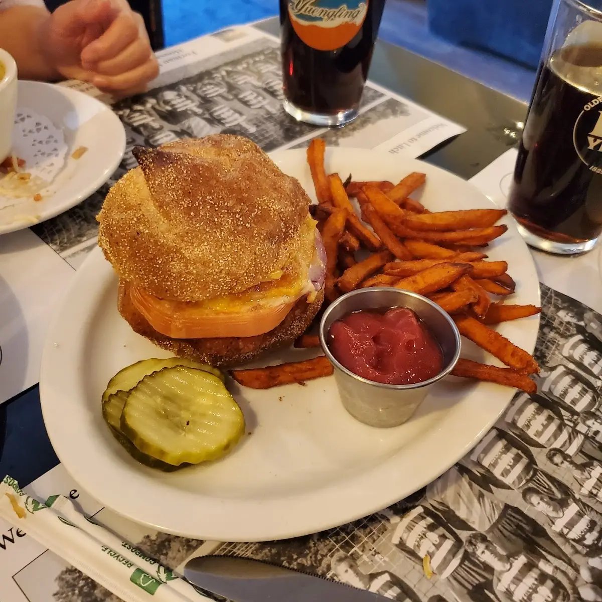 Cheddar Burger