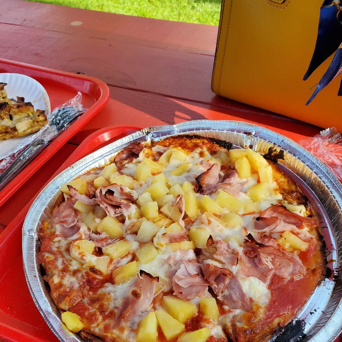 Hawaiian Pizza
