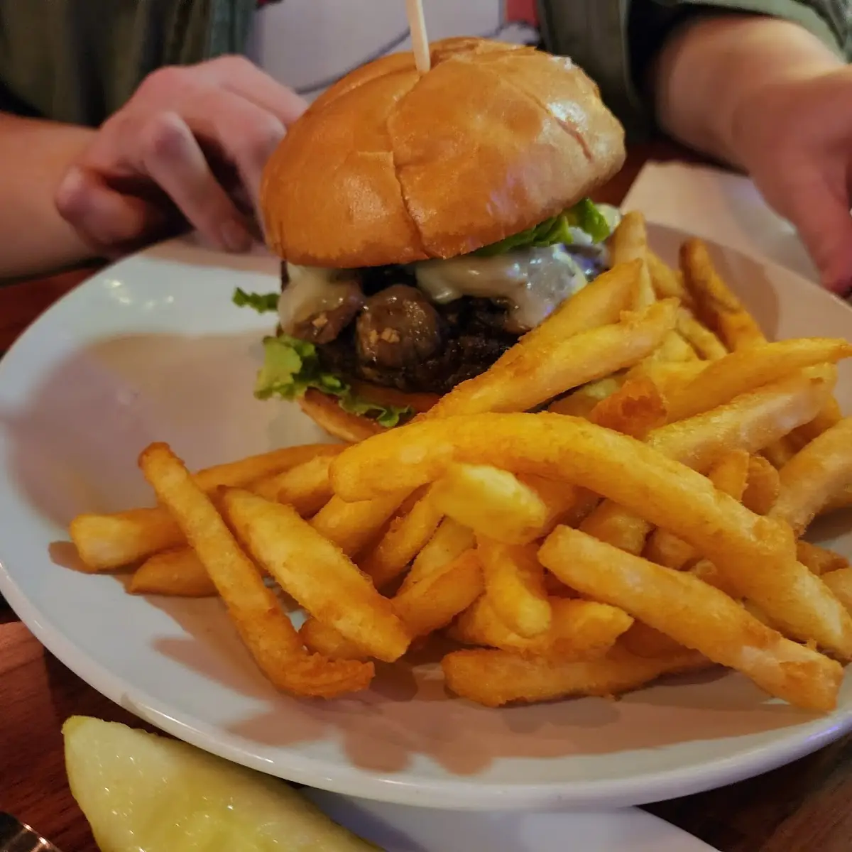 CALIFORNIA VEGGIE BURGER
