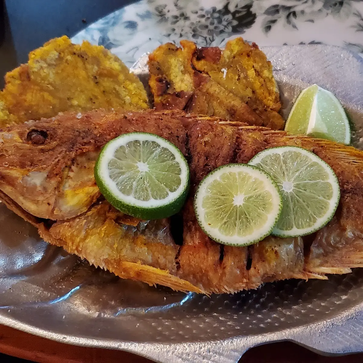 Mojarra Frita Caribeña