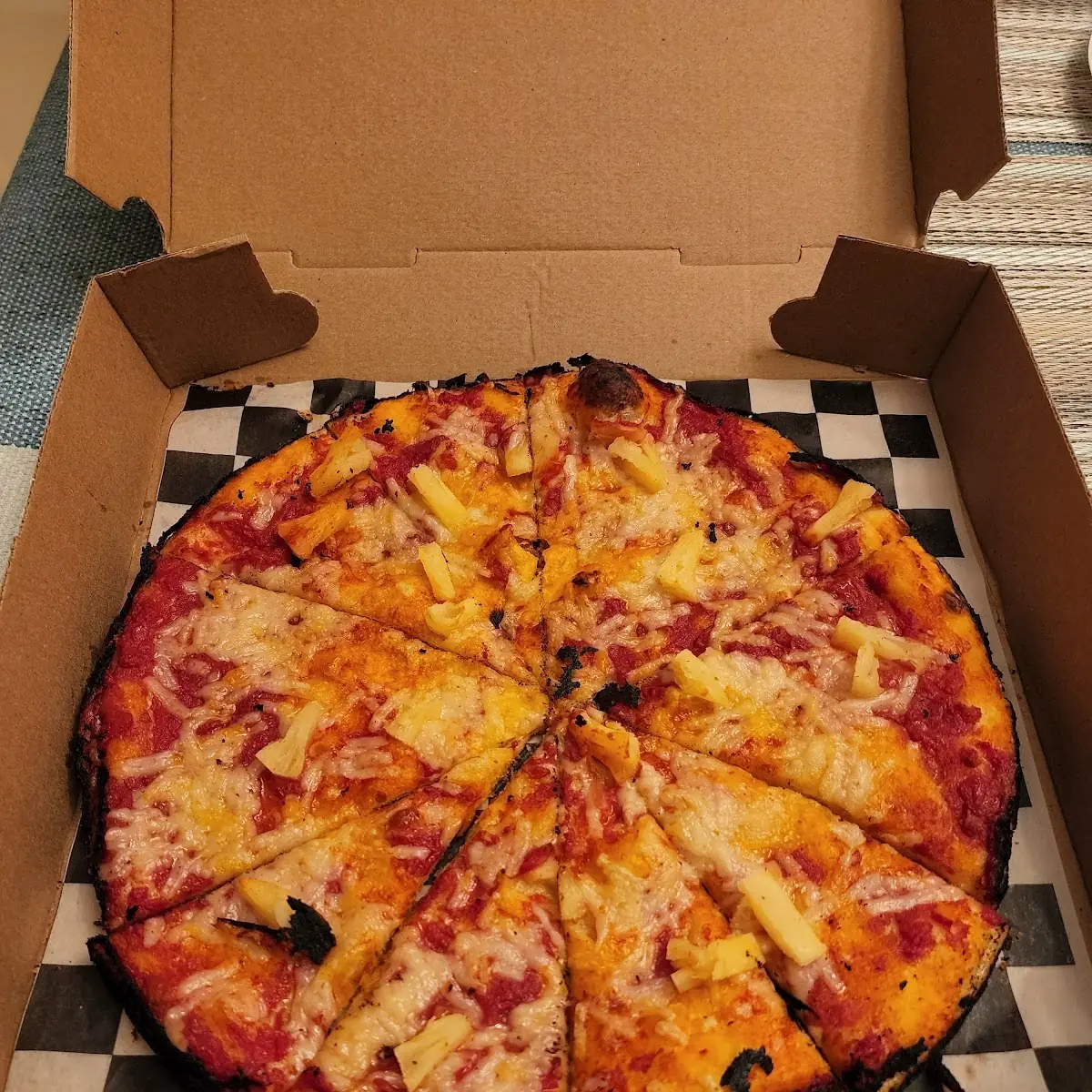Vegan Pizza Pineapple