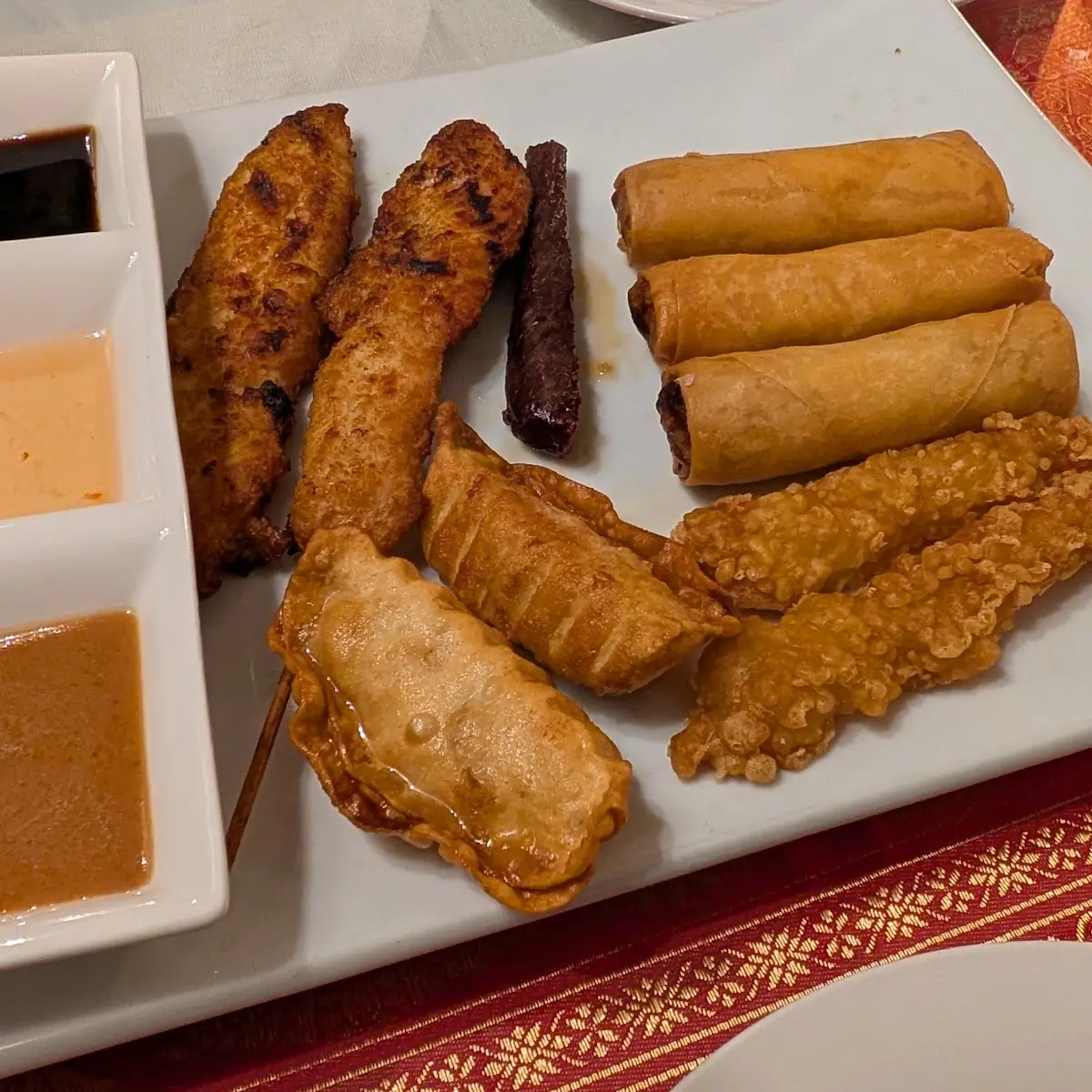 Bo-Pit Tod Spring Rolls