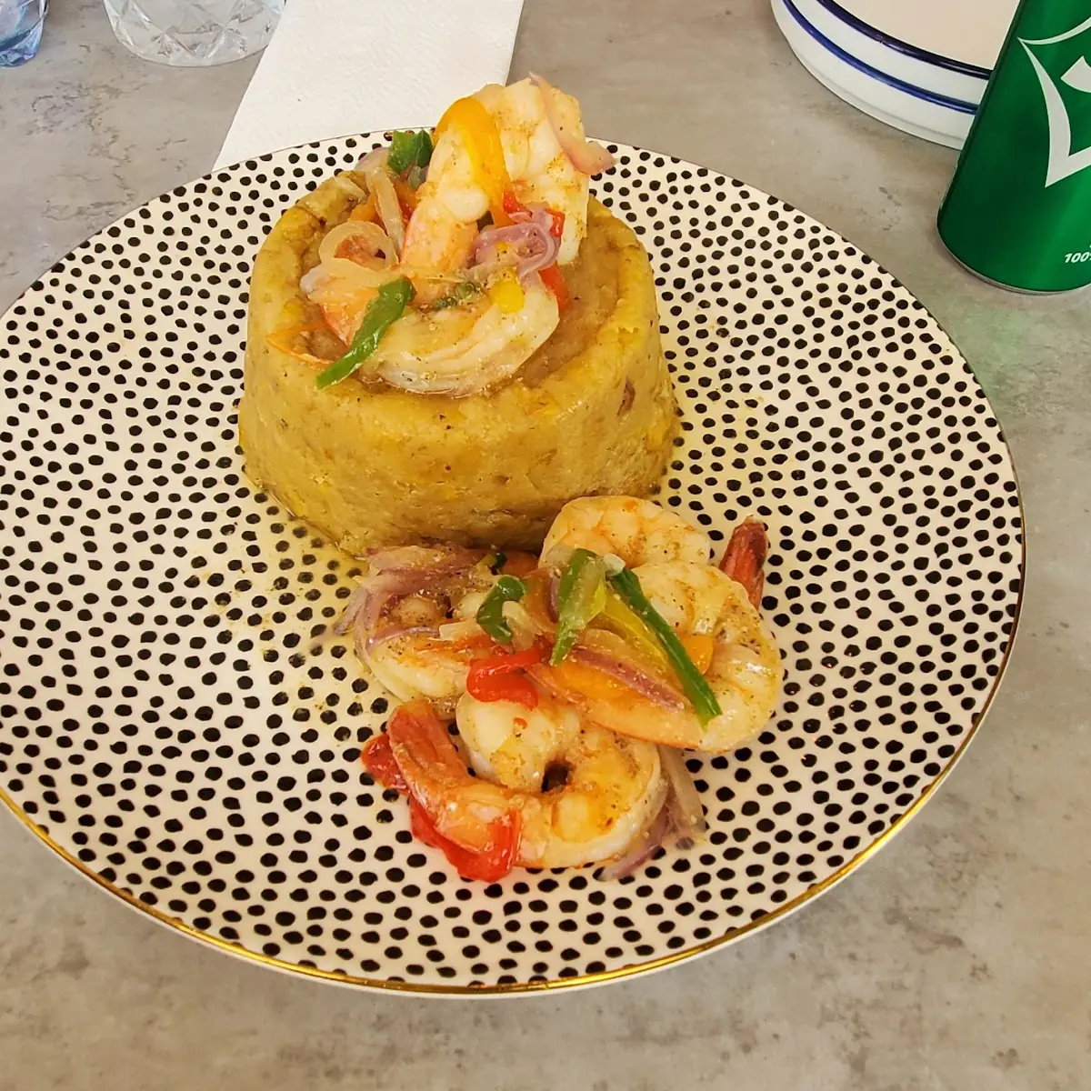 Camarones En Salsa Criolla