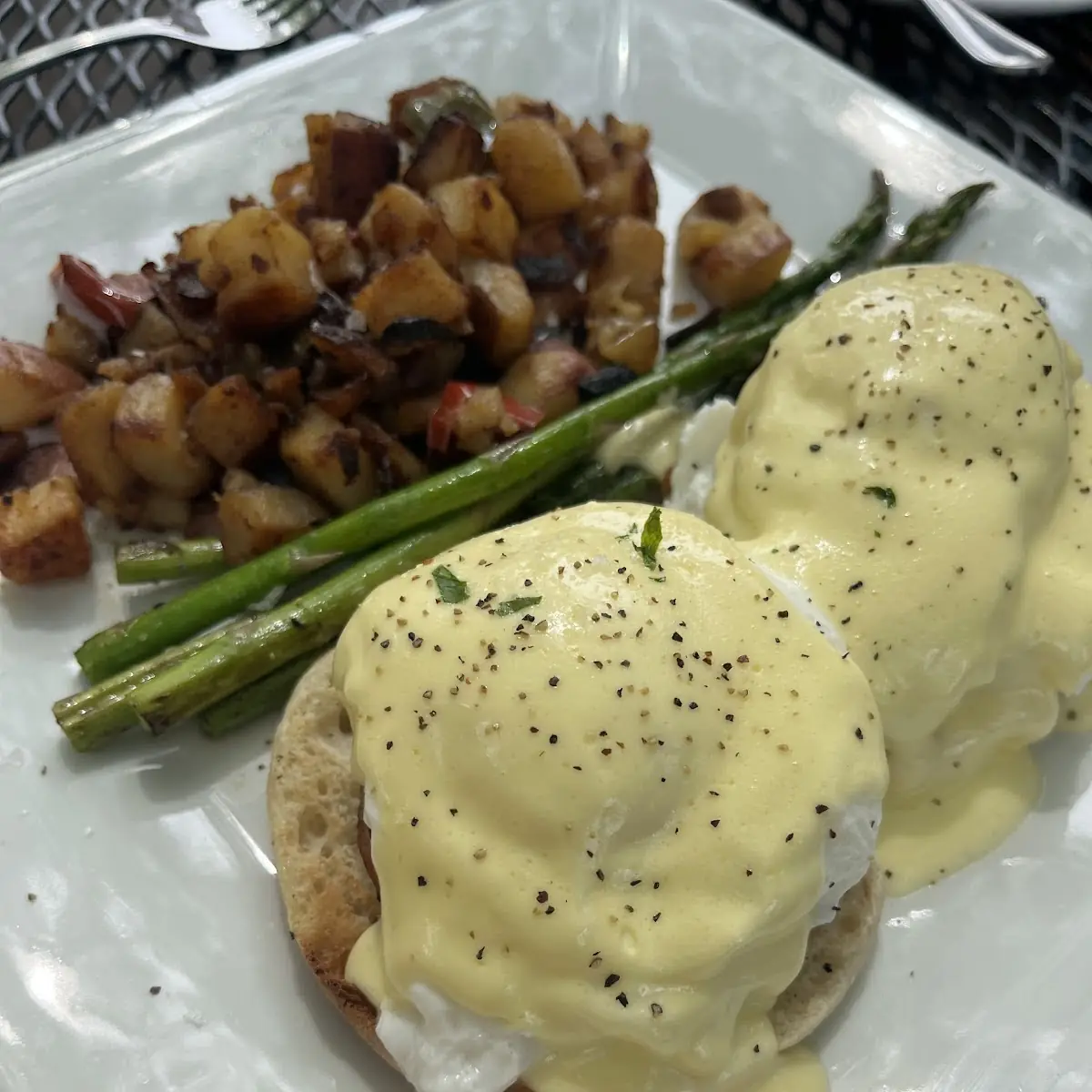 Crab Cake Benedict
