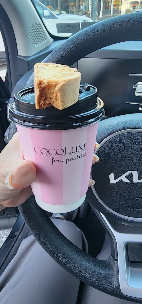 Vanilla Latte with Pistachio and Orange Biscotti