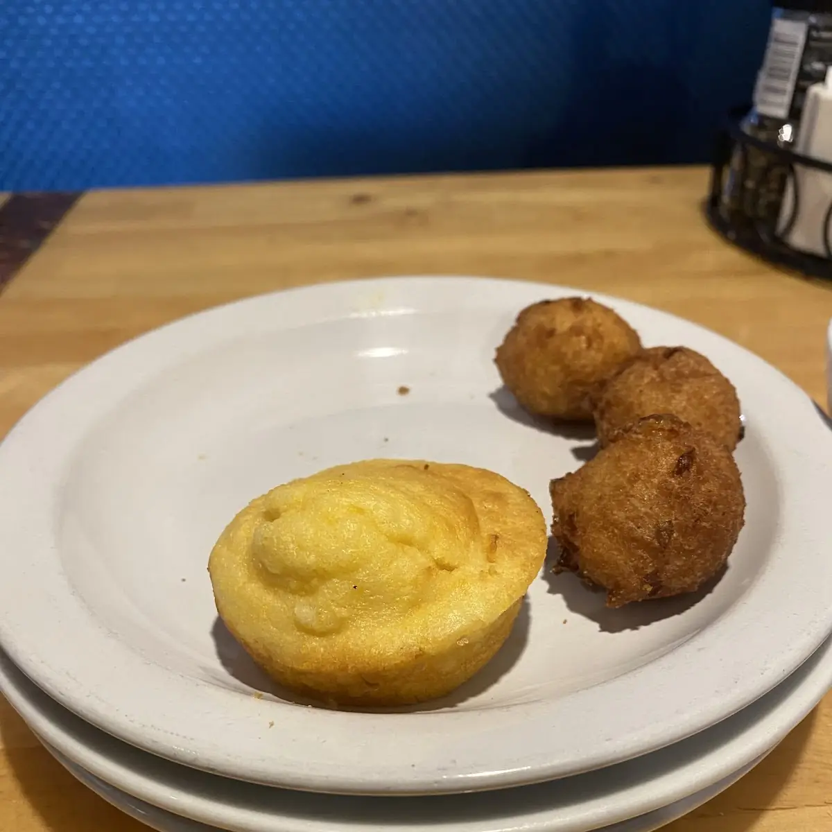4pcs. Cornbread