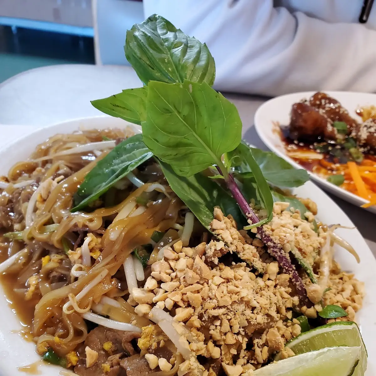 Beef Pad Thai