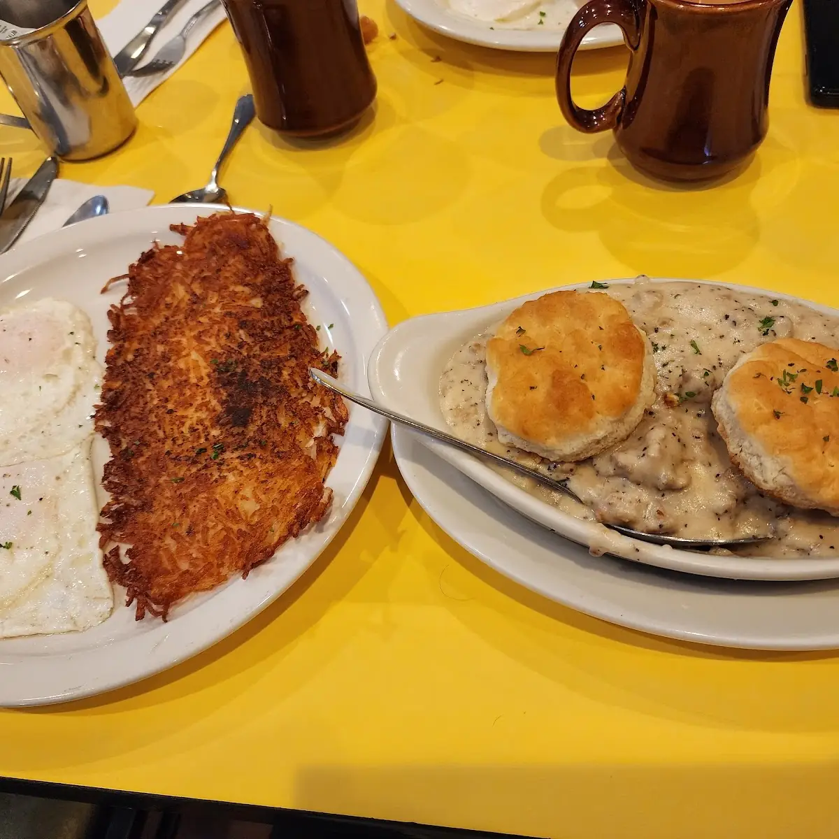 Biscuits and Gravy Eggs Hash Brown