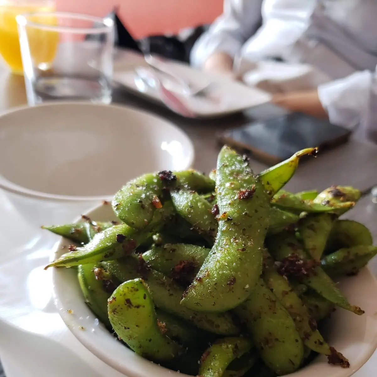 Sambal Edamame or V, Soos