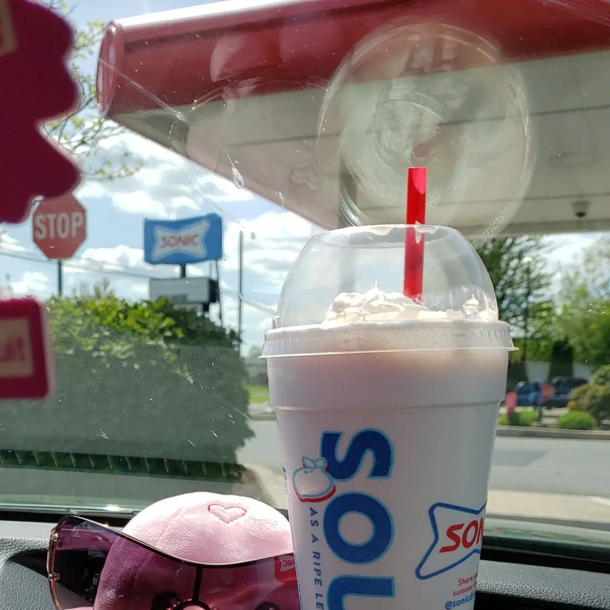 Strawberry Cheesecake Milkshakes