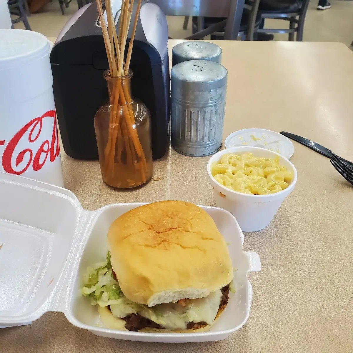 Burger & Mac Salad