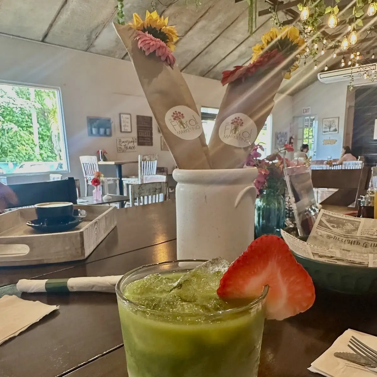 Strawberry Matcha 12oz