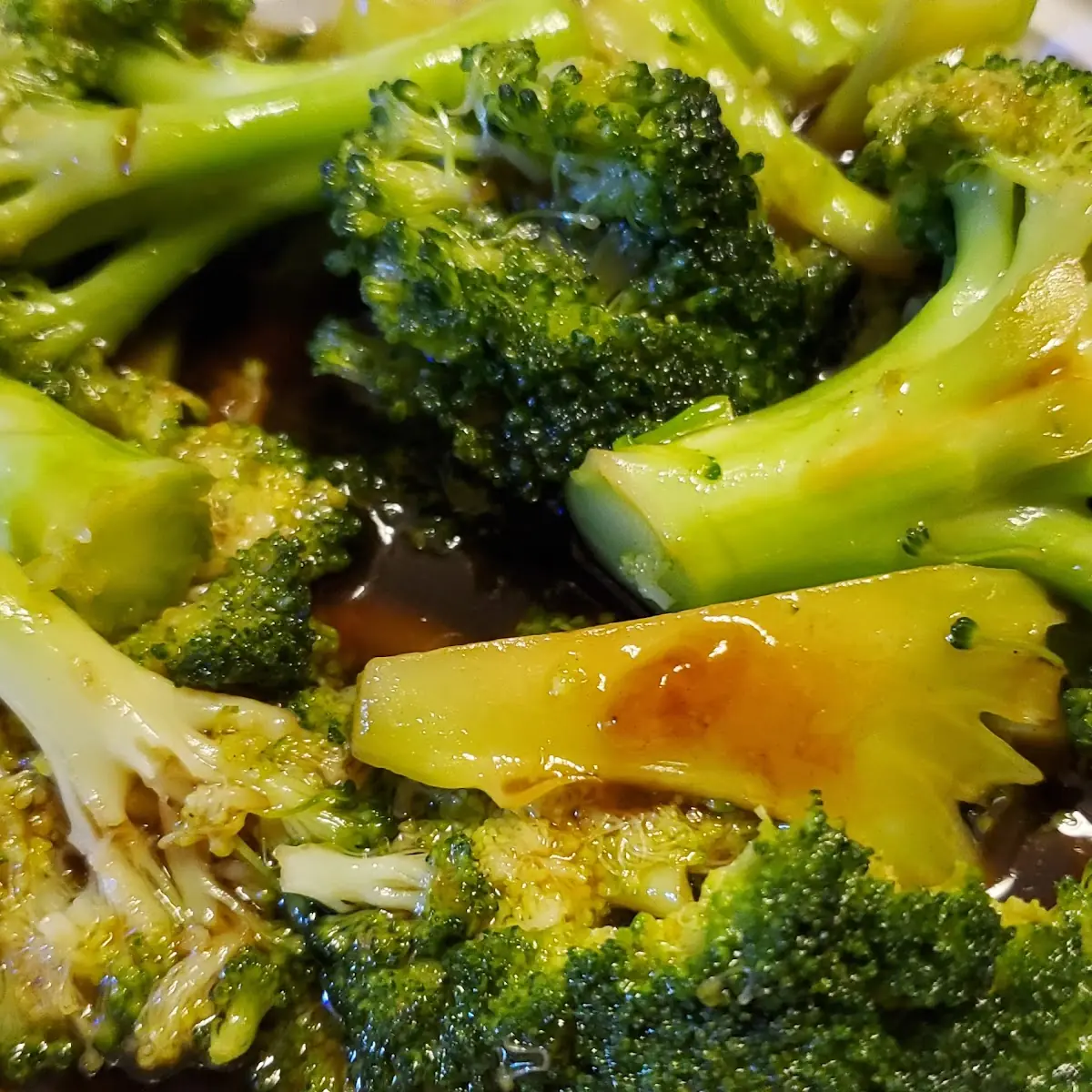 Broccoli in Brown Sauce