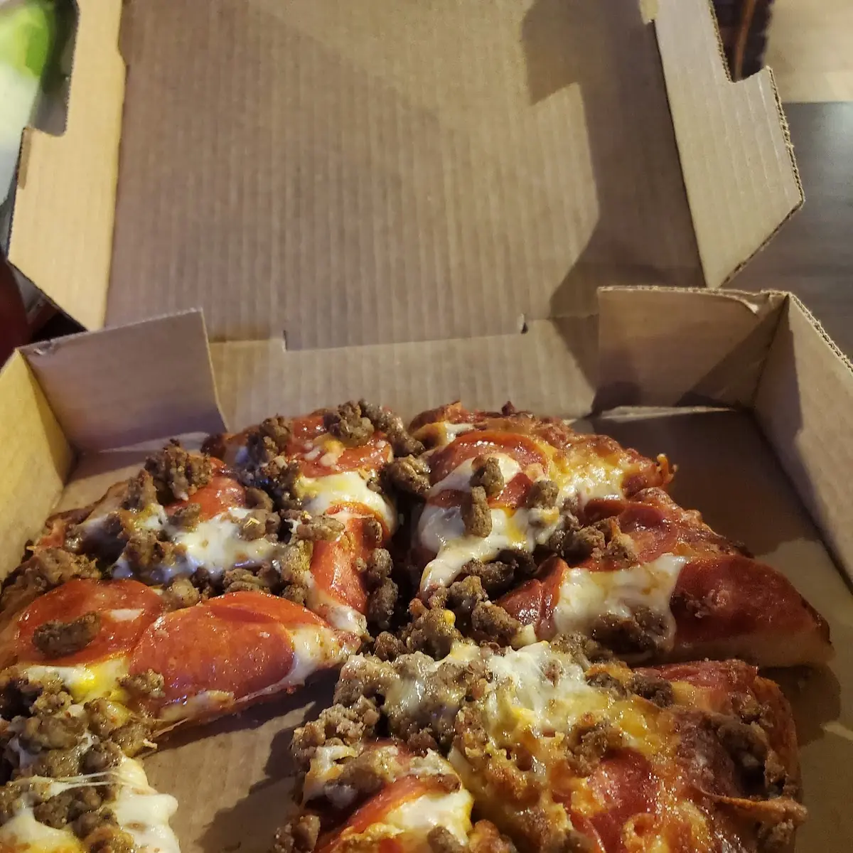 Pizza with Pepperoni and Italian Sausage