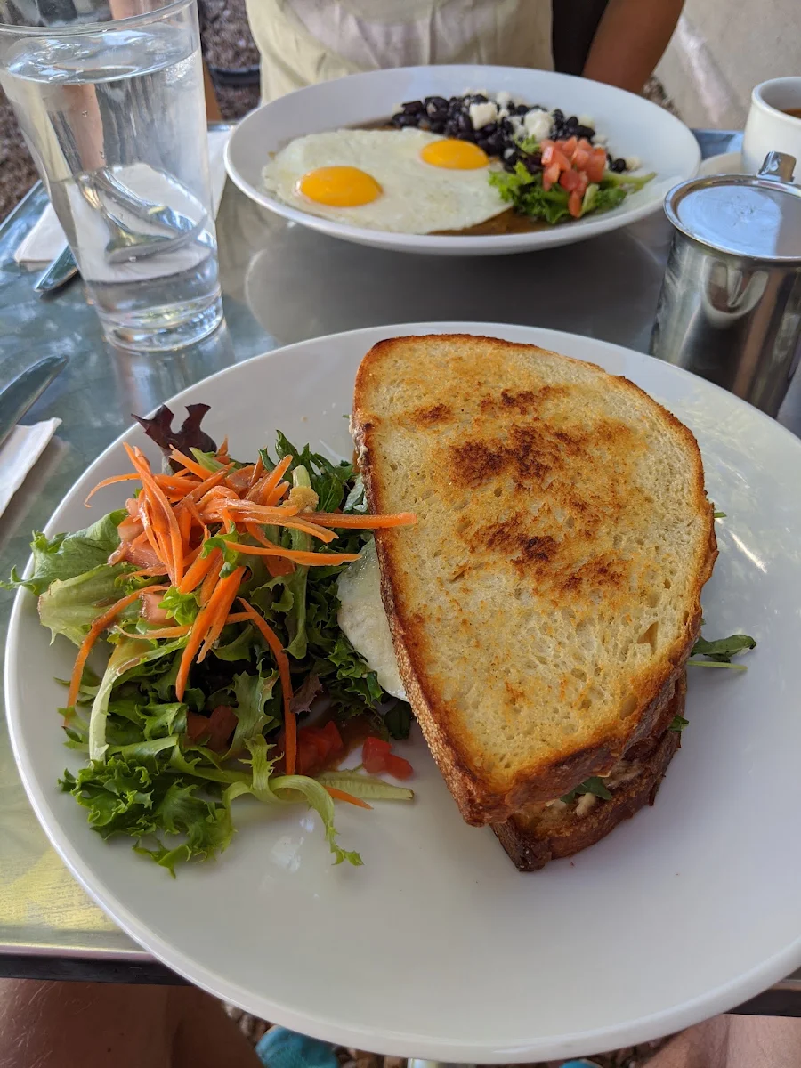 Breakfast Sandwich