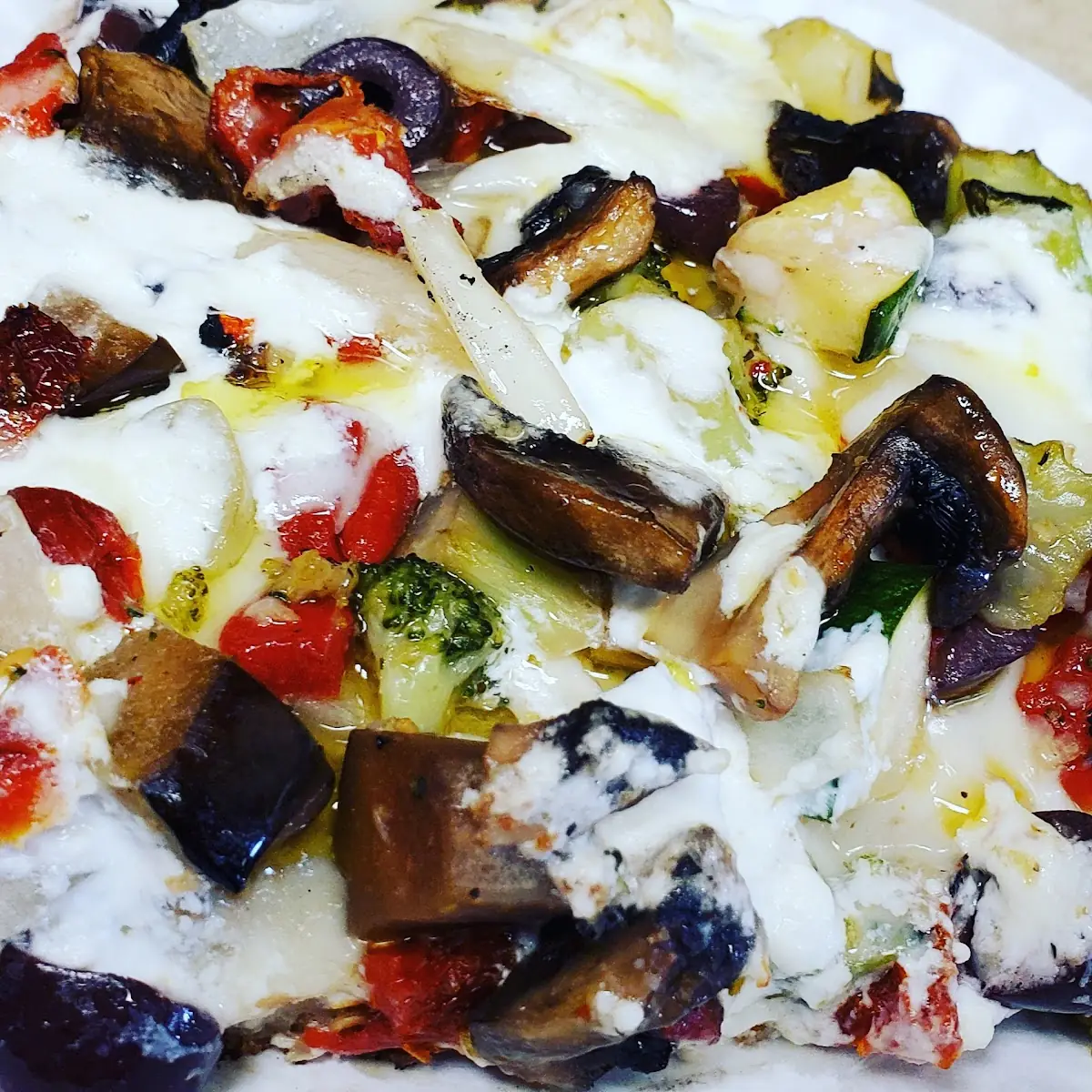 Deep Dish Slice with Grilled Veggies