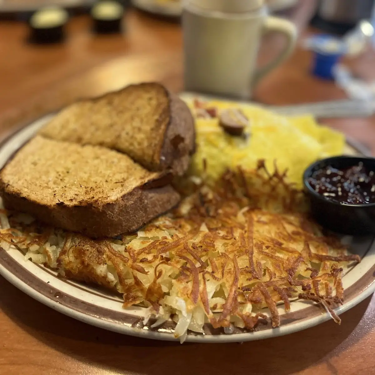 Eggs Bacon and Hash Browns