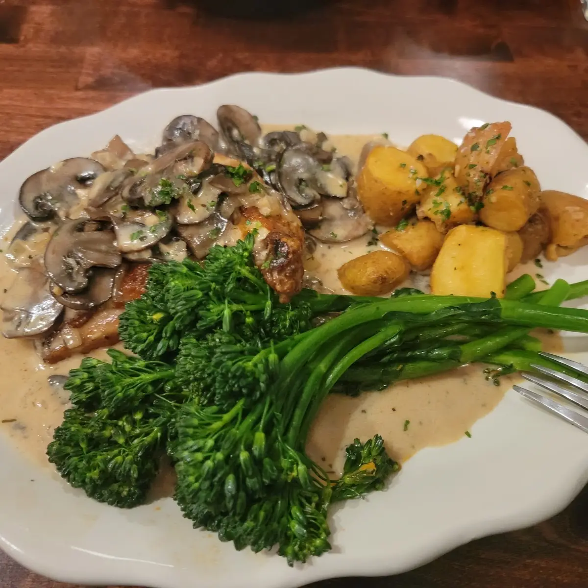Mushroom Chicken with Roasted Potatoes