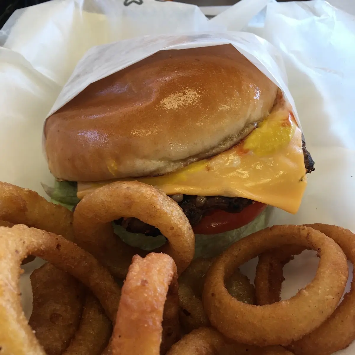 Natural Burger with Beer Batter Onion Rings