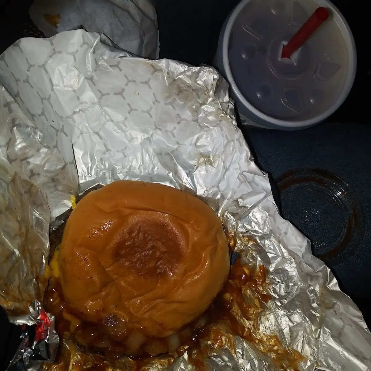 Cheeseburger w Grilled Onions&Sweet Tea