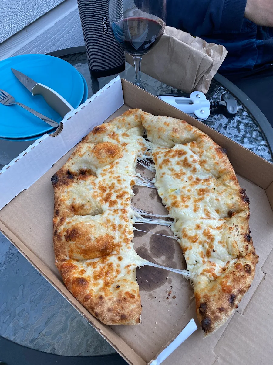 Quattro Formaggi 14