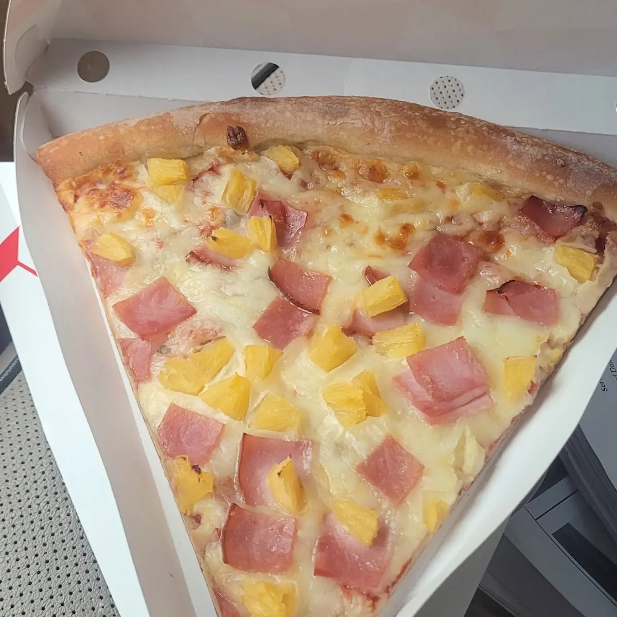 Hawaiian Pizza Sliced Turkey