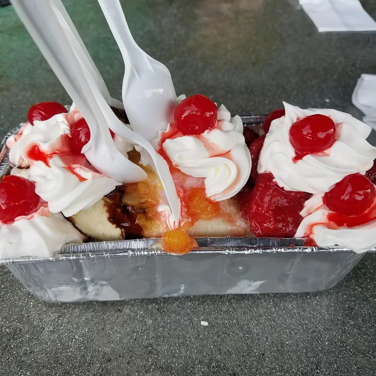 Large Banana Split