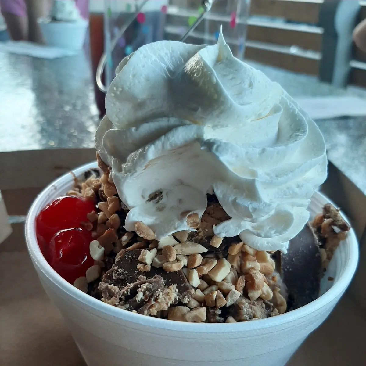 Reqular Sundae