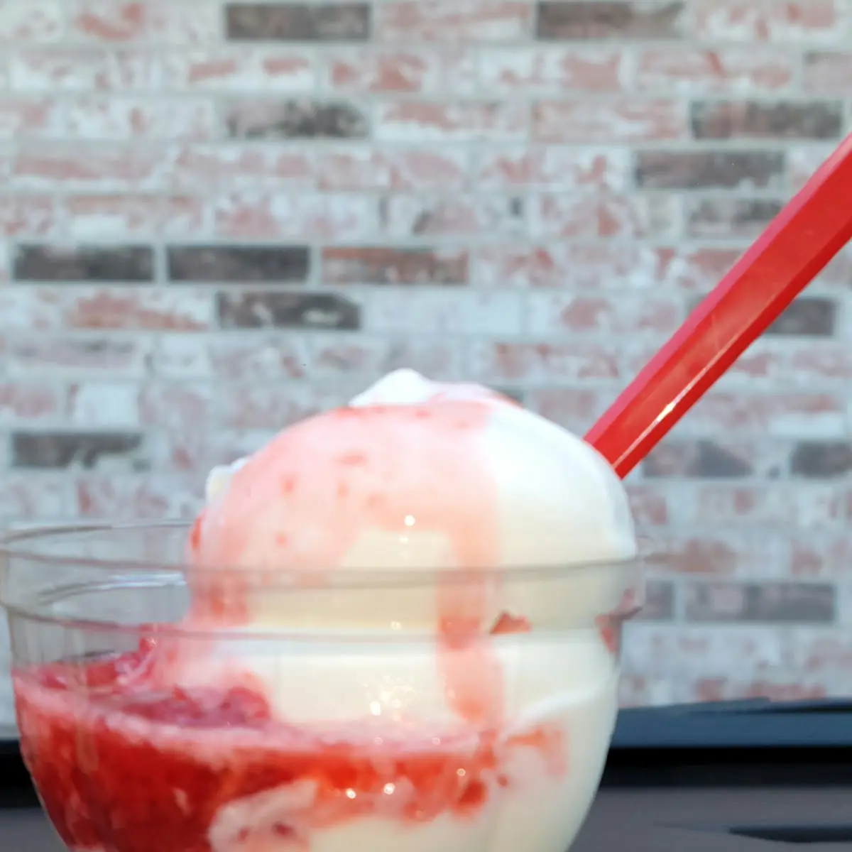 Strawberry Sundae