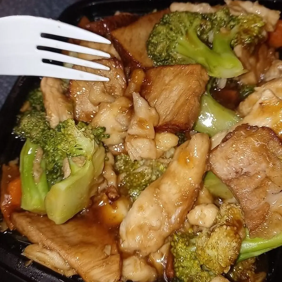 Roast Pork with Broccoli