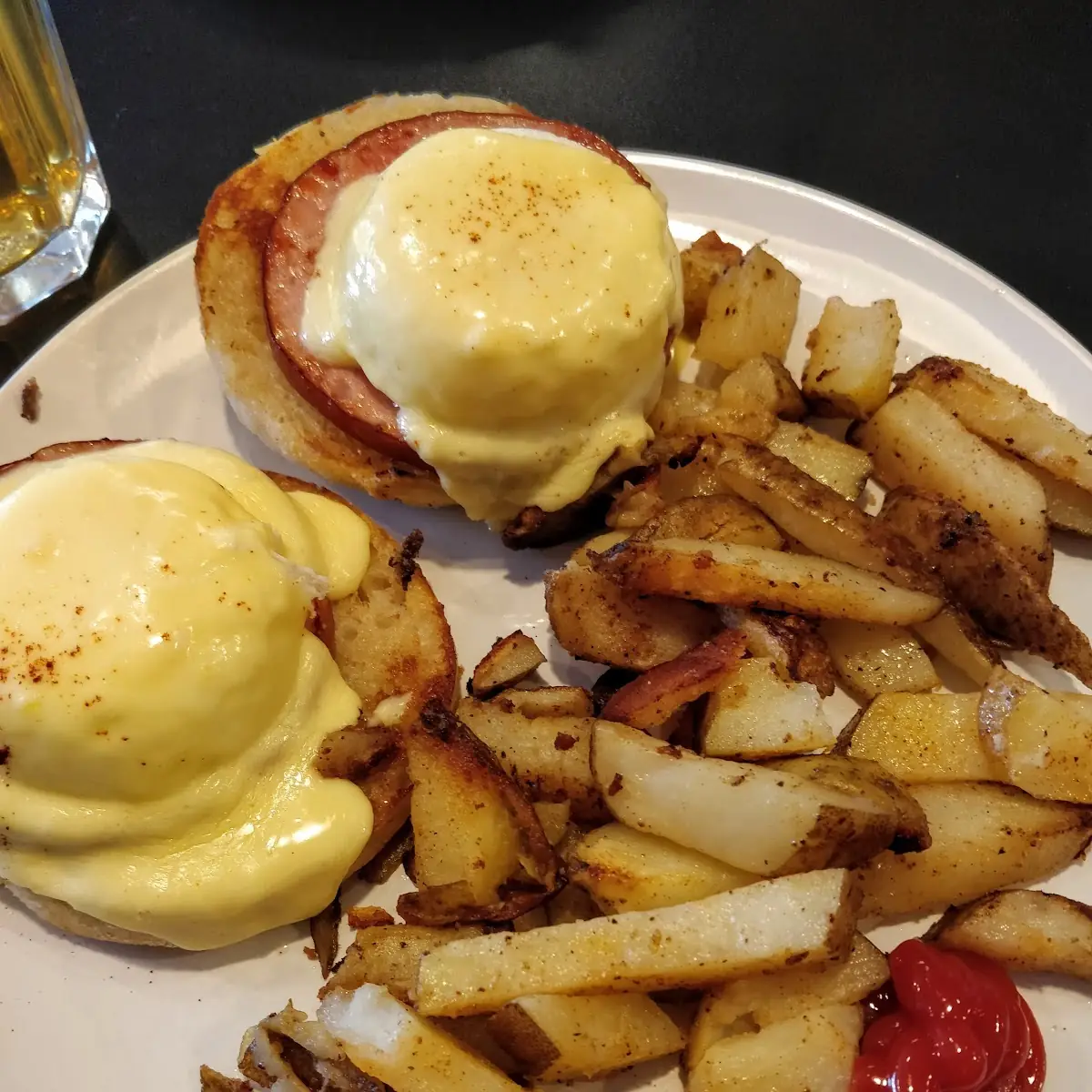 Classic Eggs Benedict with Home Fries