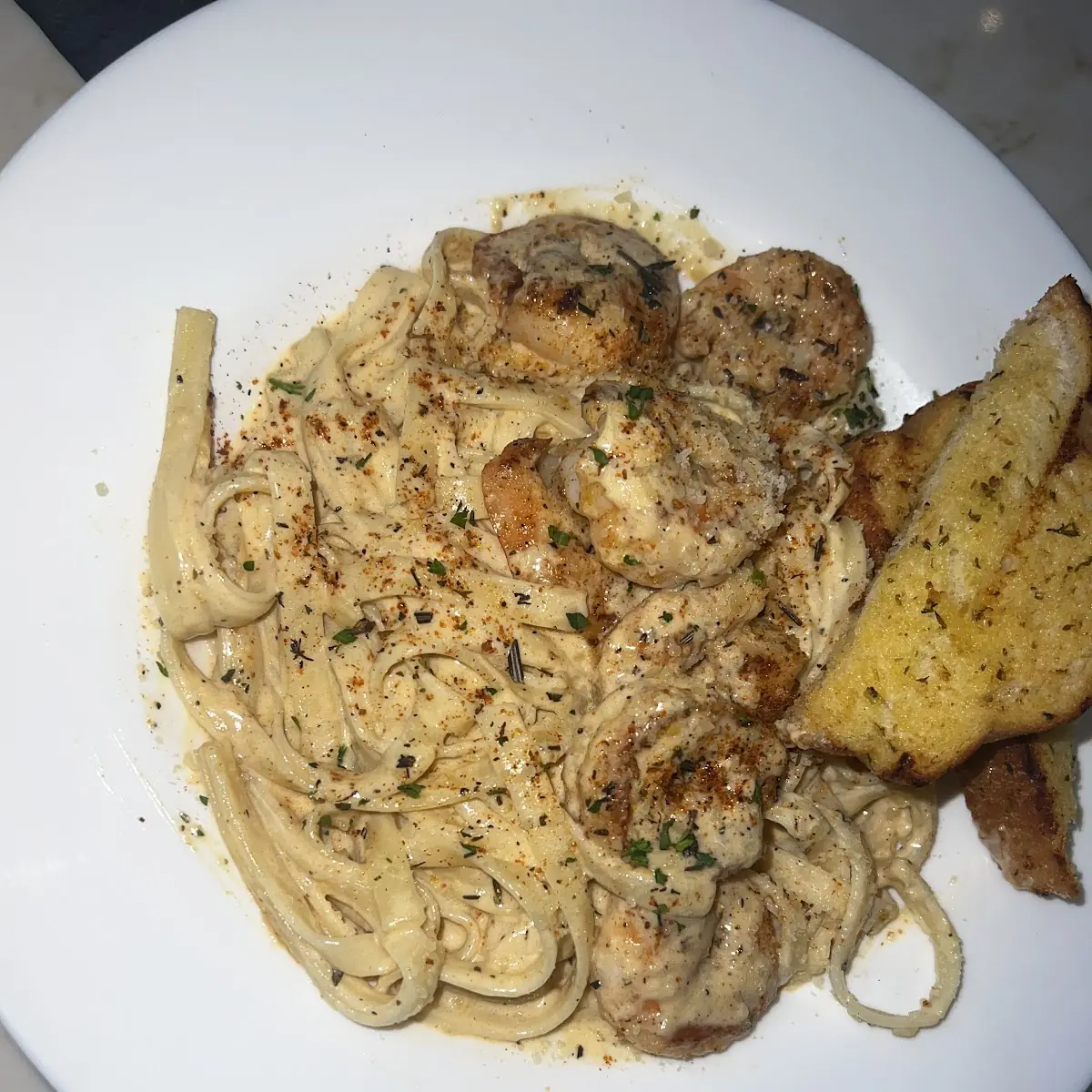 Cajun Alfredo Pasta & Broccolini