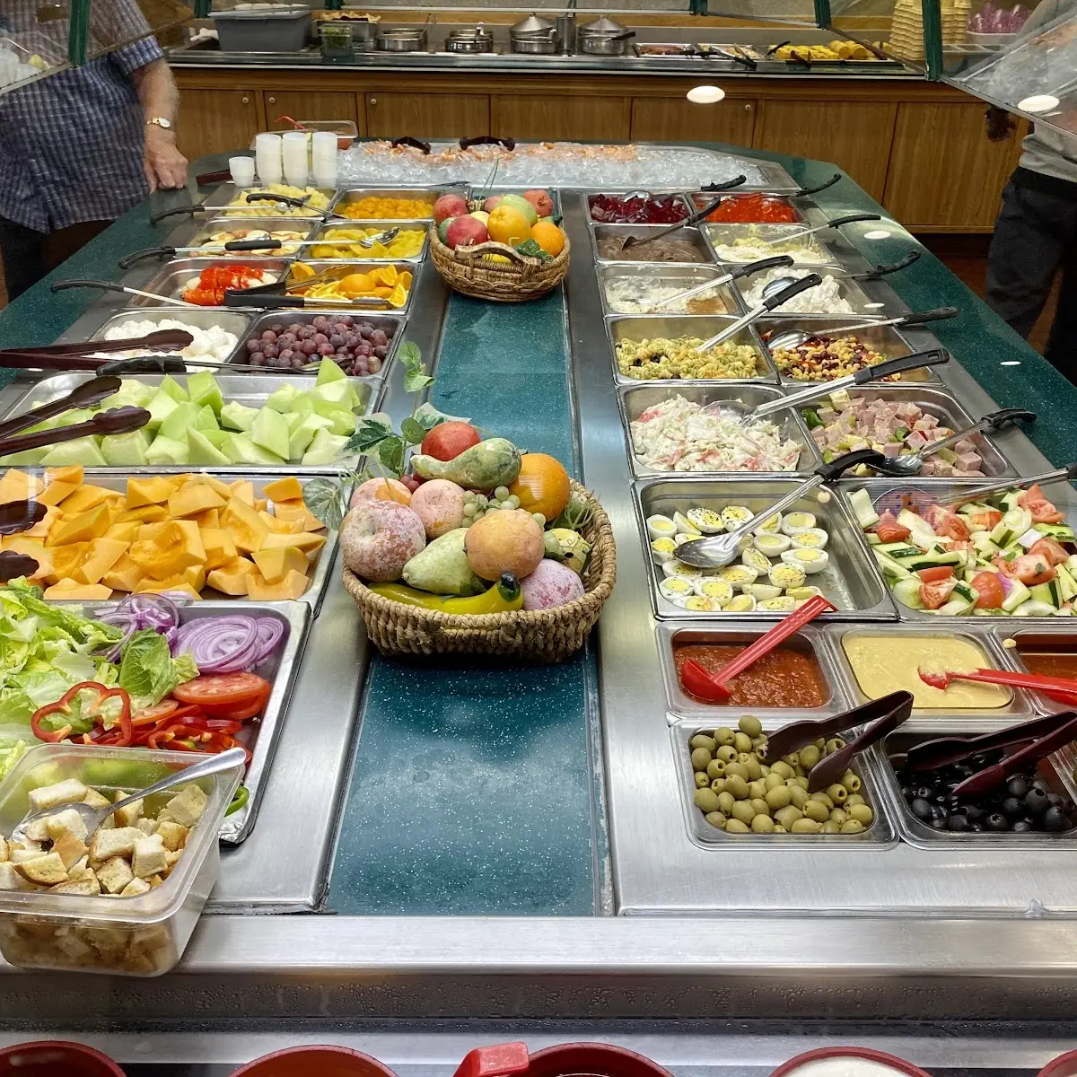 Salad Bar Very Fresh