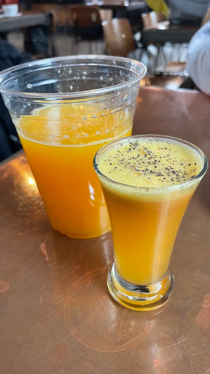 Fresh Squeezed Orange Juice and Immune Shot