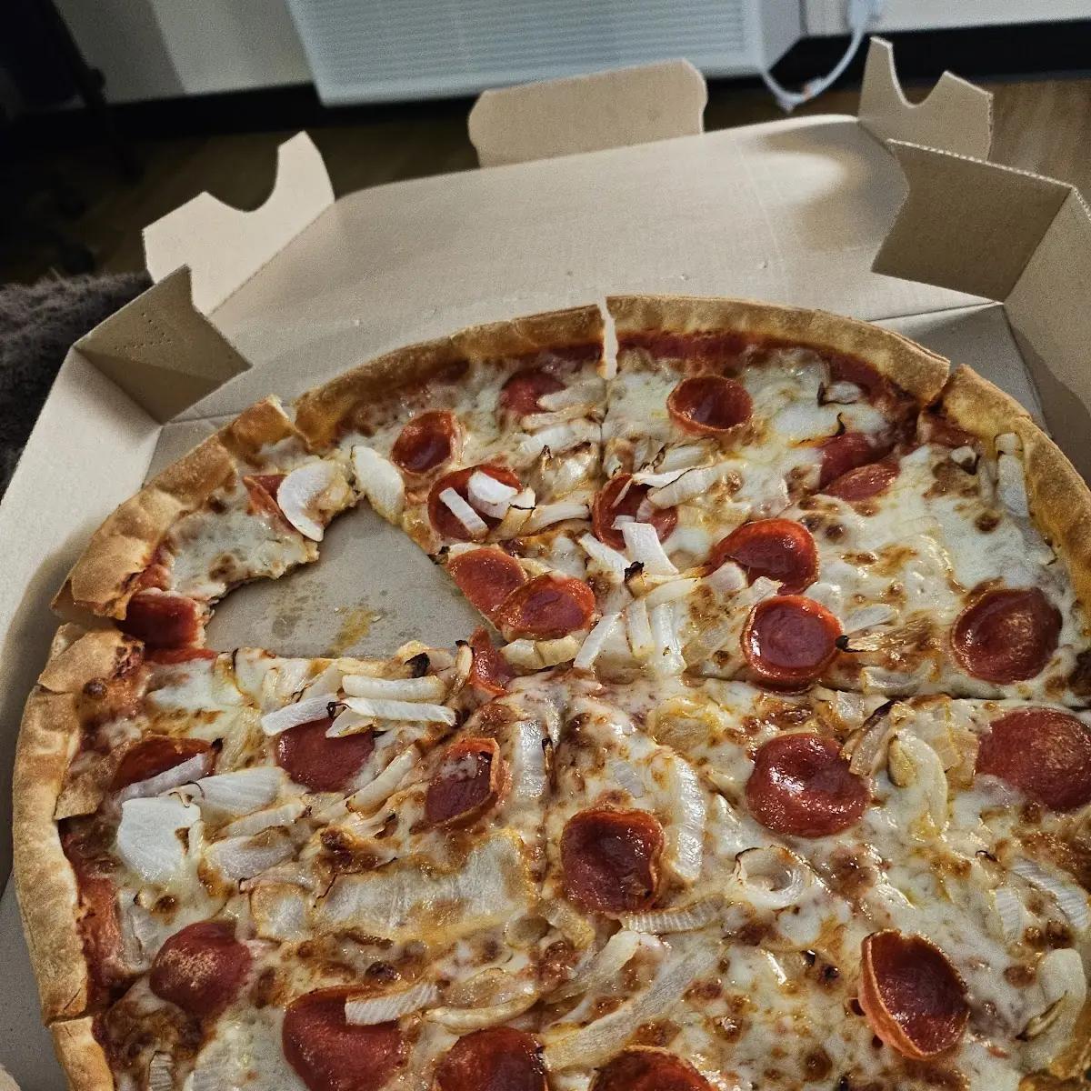 Thin Crust Medium Pepperoni and Onion Pizza