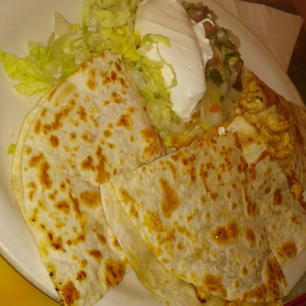 La Grande Chicken Quesadilla