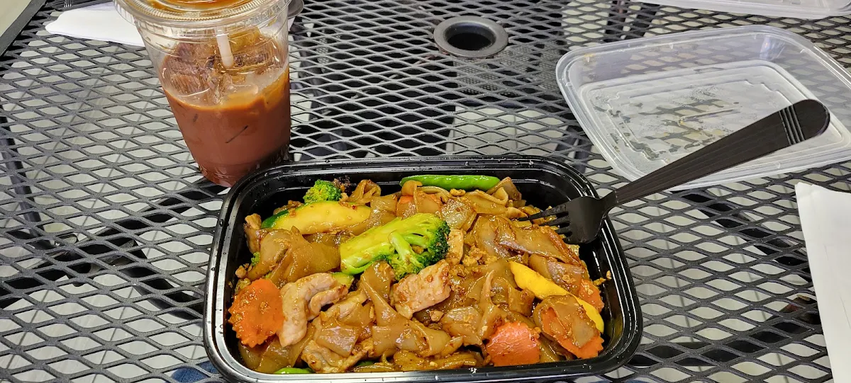 Drunken Noodle