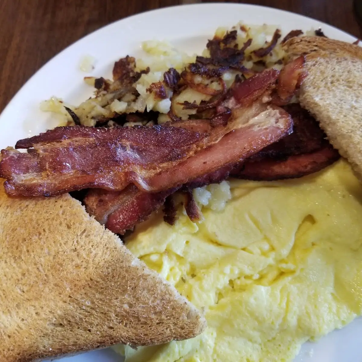 Scrambled Eggs and Hash Browns
